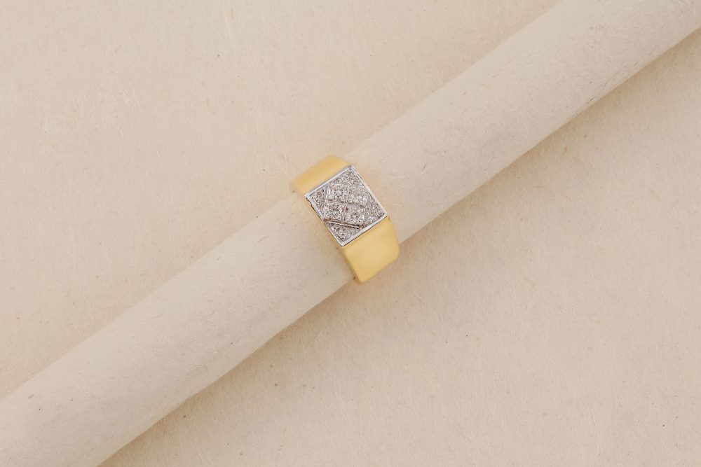 GB283 Diamond Ring