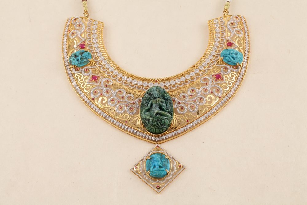 GB372 Diamond Carving Emerald & Carving Turquoise , Ruby Necklace