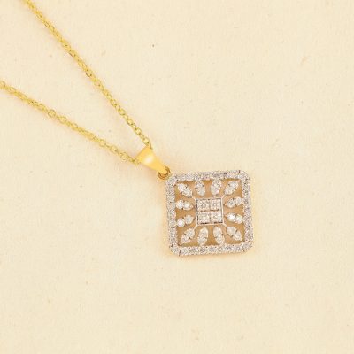 GB521 Diamond Pendent
