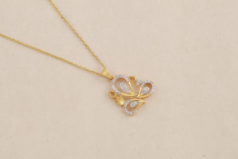 GC385 Diamond Ganesh Pendent