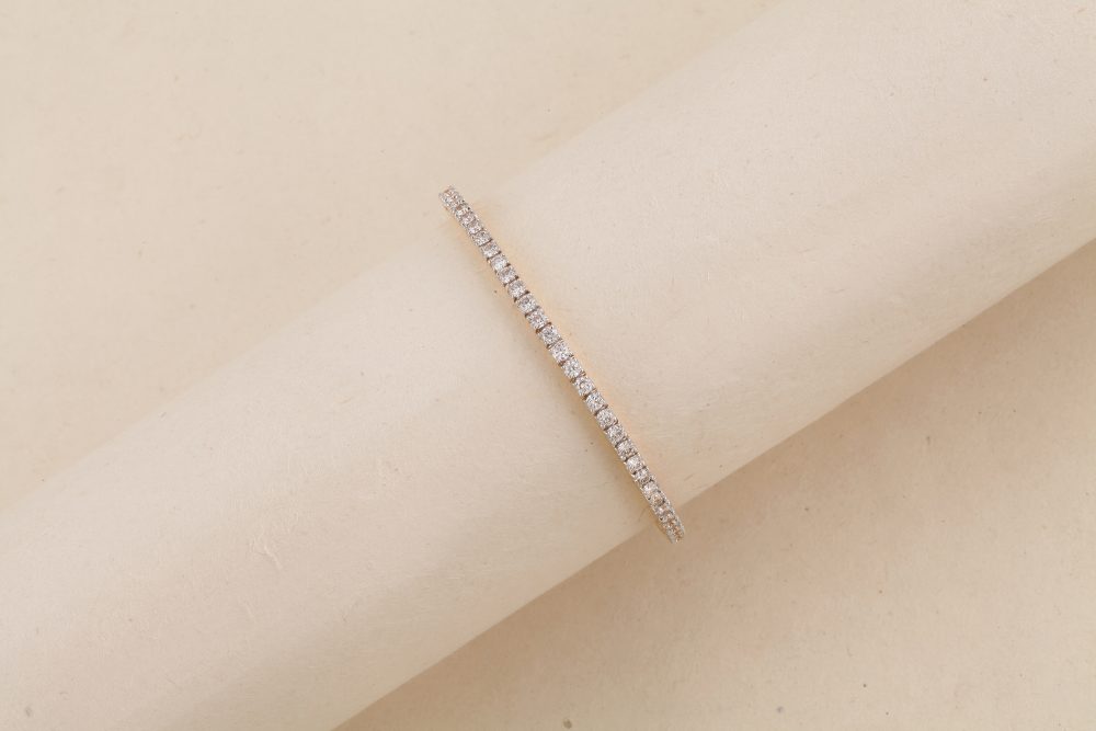 K1115 Diamond Bangle