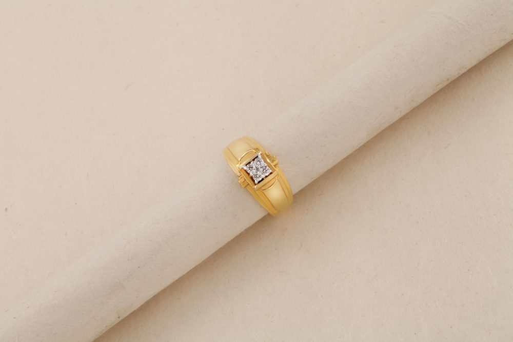 K1134 Diamond Ring