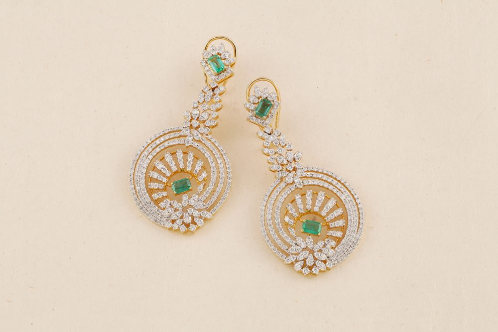 M2312 Diamond & Emerald Earring