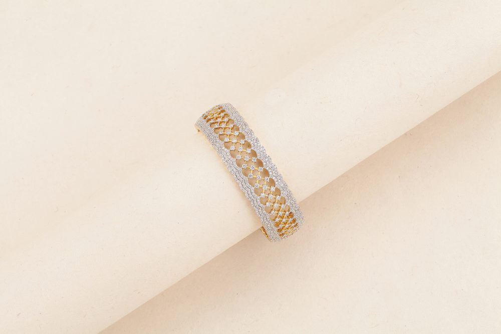 M568 Diamond Bangle