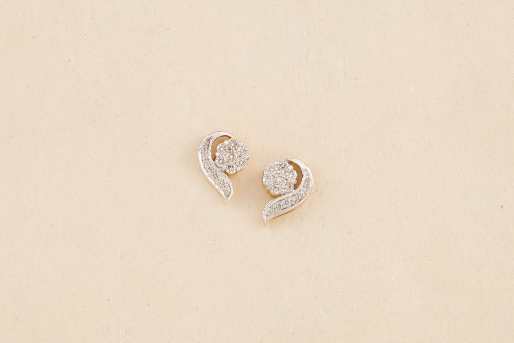 N1654 Diamond Top