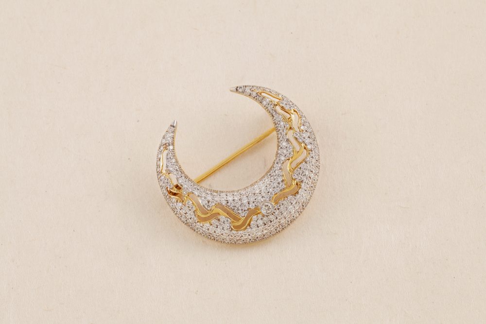 N3091 Diamond Brooch