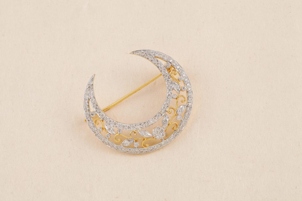 N3538 Diamond Brooch