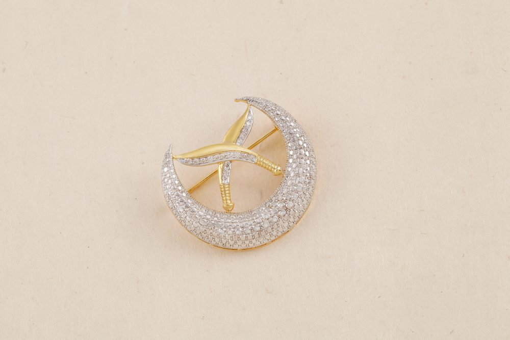 N3612 Diamond Brooch