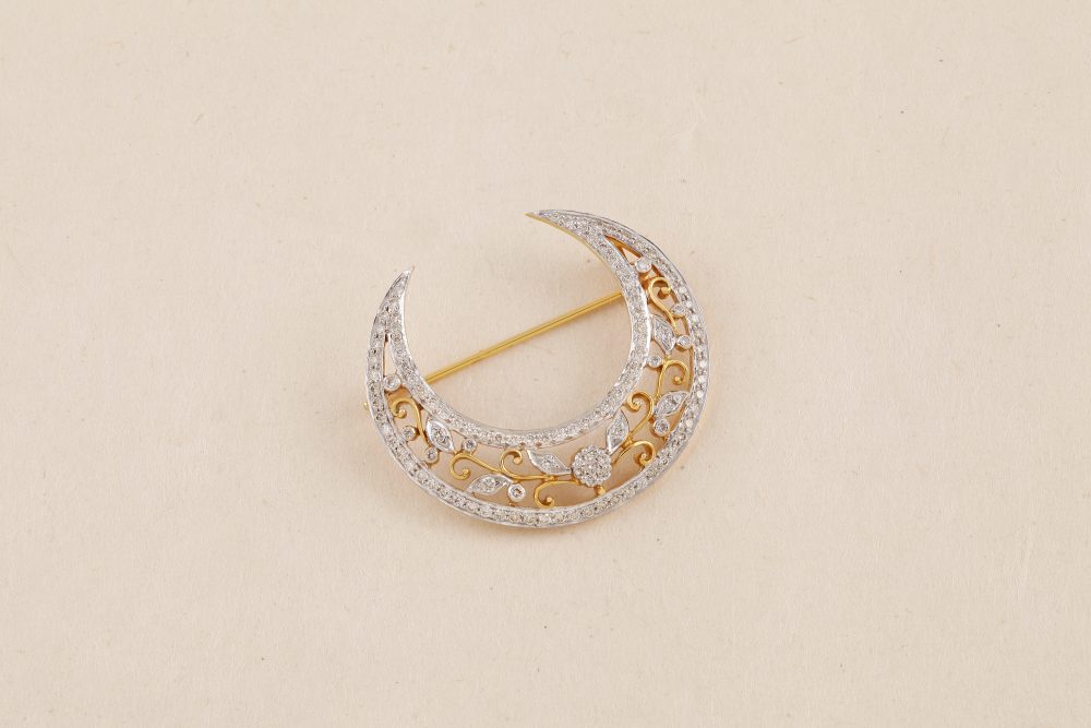 N3684 Diamond Brooch