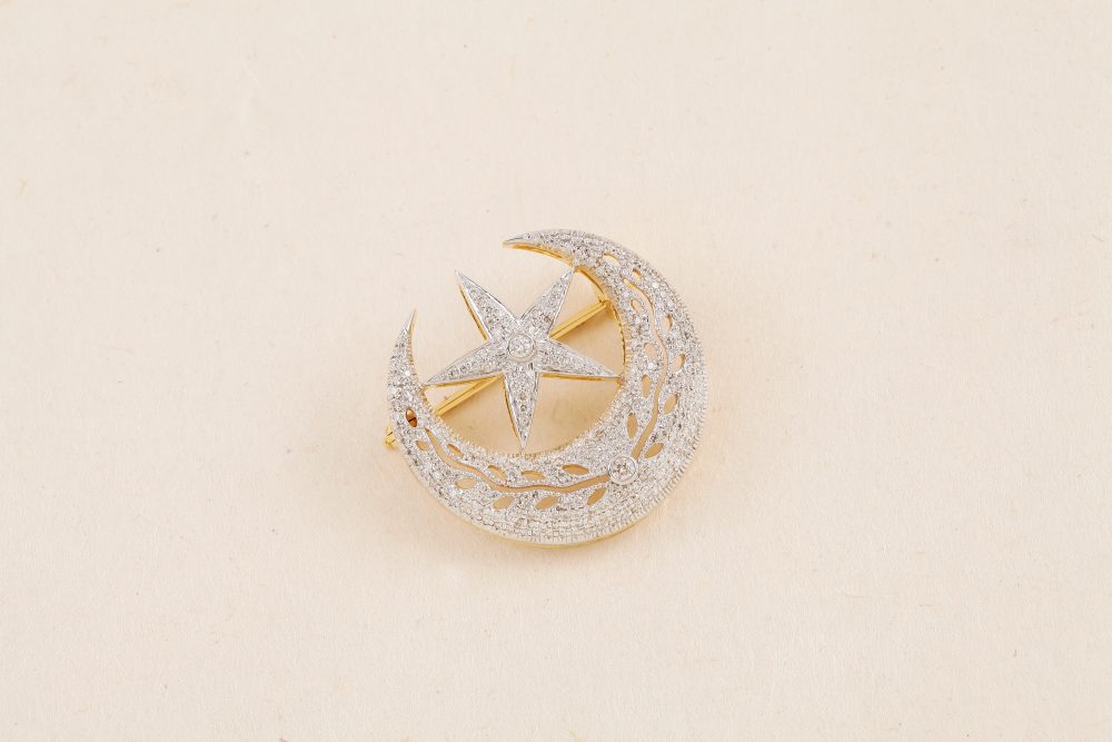N4028 Diamond Brooch