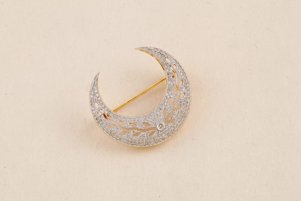 N4214 Diamond Brooch