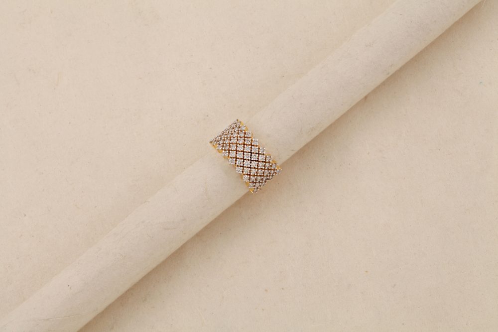 O1047  Diamond Ring