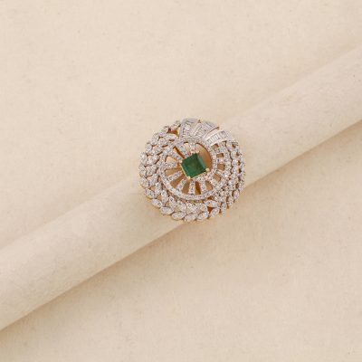 O1922 Diamond Emerald Ring