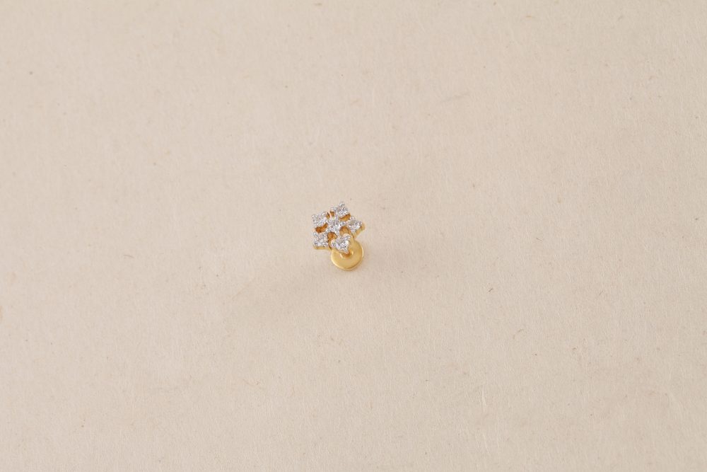O2161 Diamond Nosepin