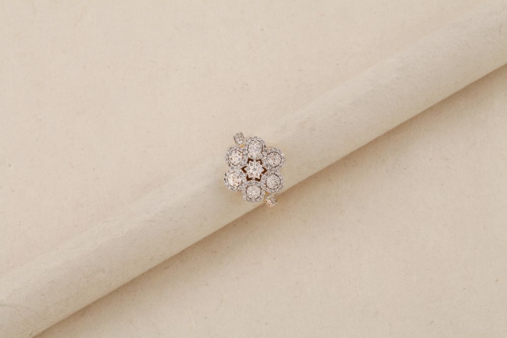 O2372 Diamond Ring