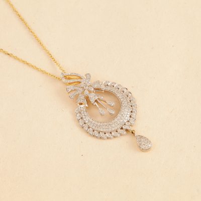 O3470 Diamond Pendent