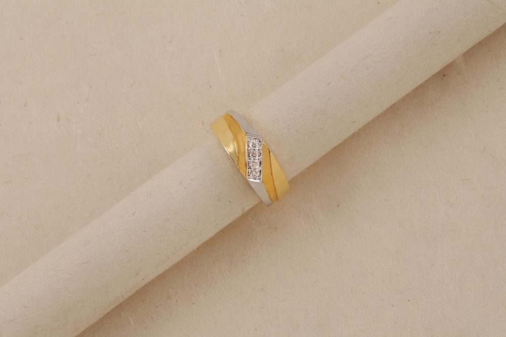 O605 Diamond Ring