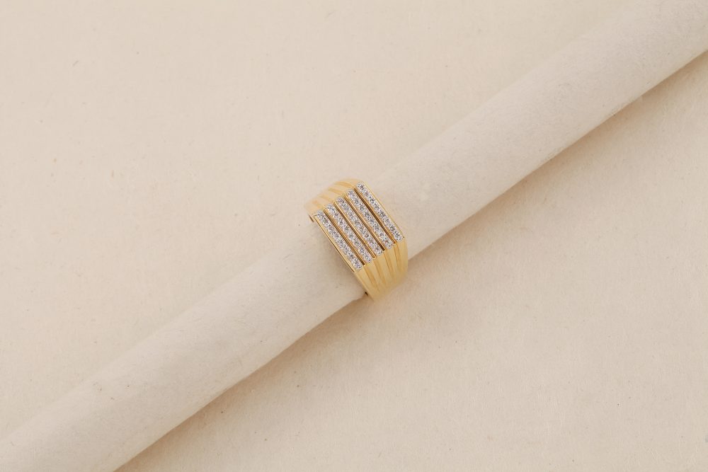 O606 Diamond Ring