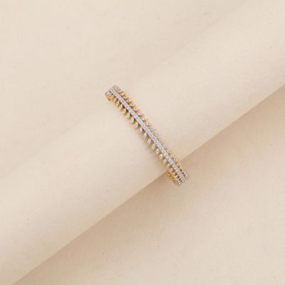 P1134 Diamond Bangle