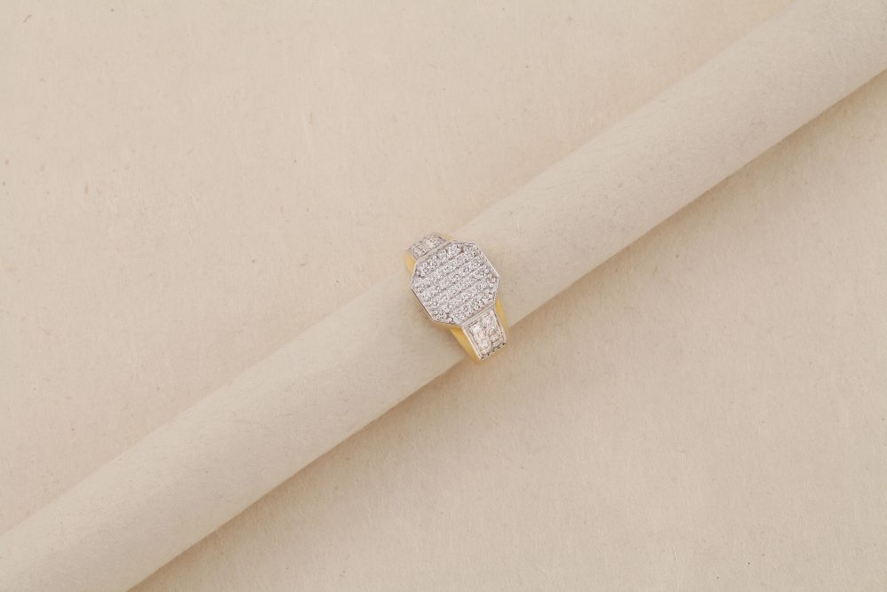 P1141 Diamond Ring