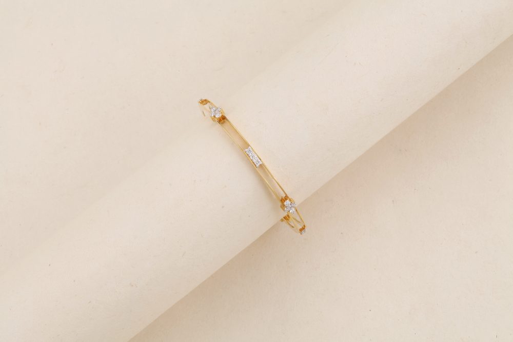P1211 Diamond Bangle