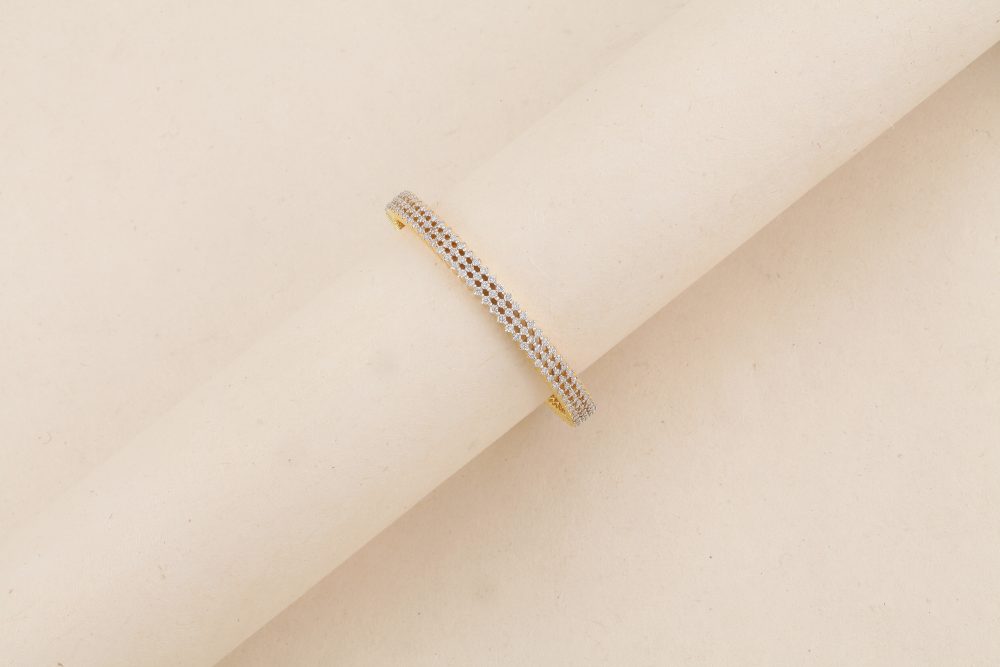 P1757 Diamond Bangle