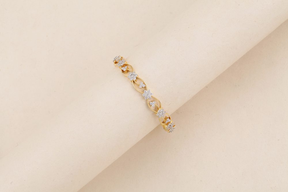 P1772 Diamond Bangle
