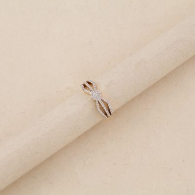 P651 Diamond Ring