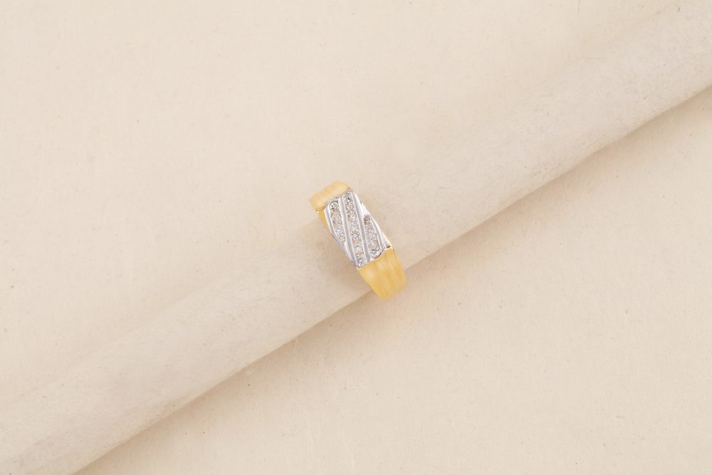 GA80 Diamond Ring
