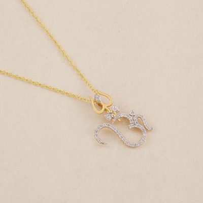 GC556 Diamond Pendent