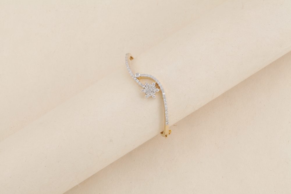 D2203 Diamond Bangle
