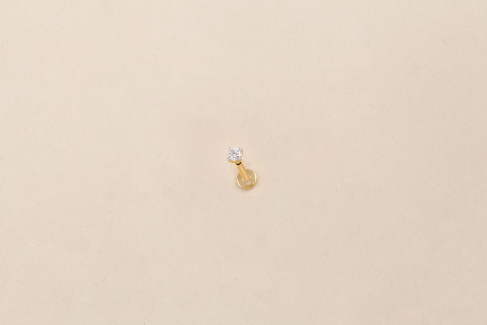 GC1017 Diamond Nosepin