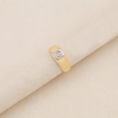 GC944 Diamond Ring