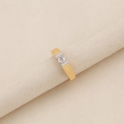 GC948 Diamond Ring
