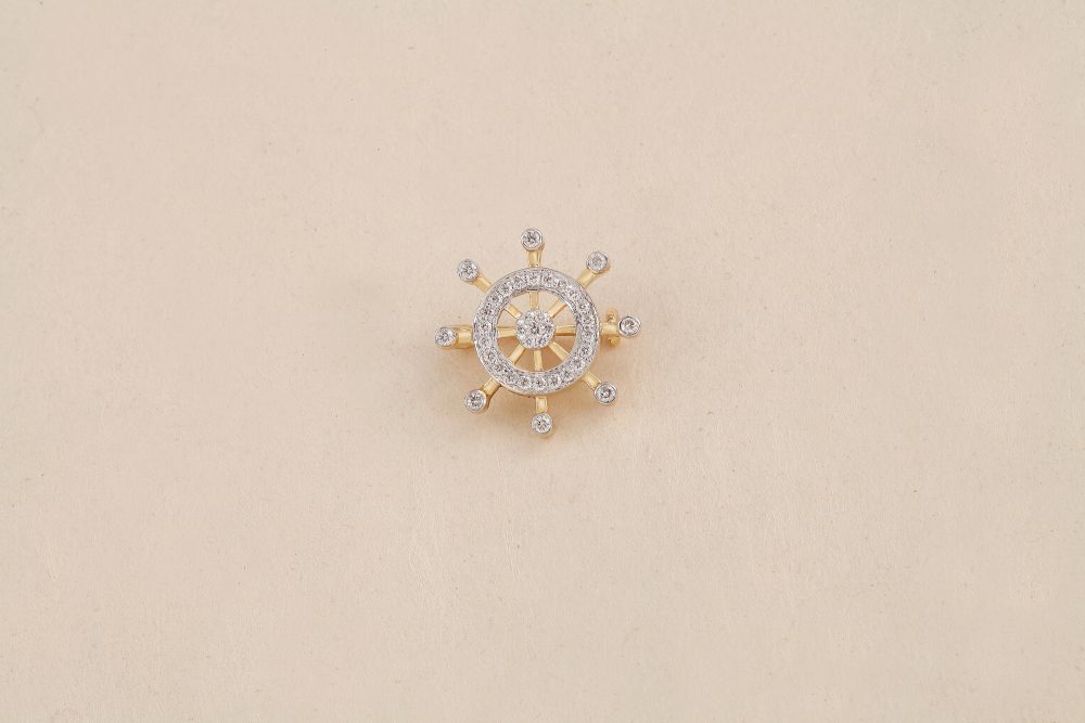GC1089 Diamond Brooch