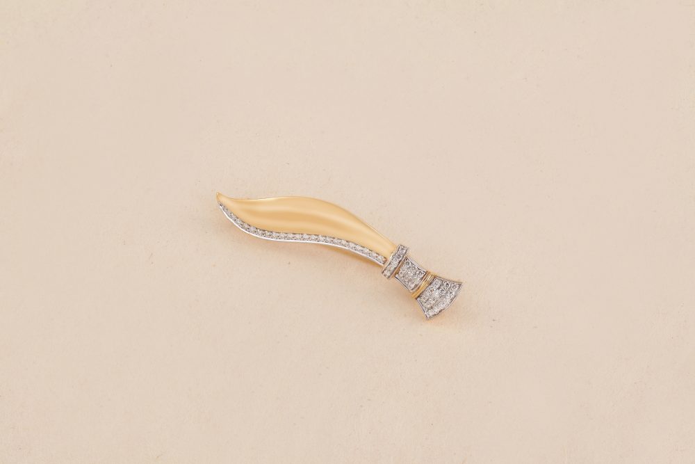 GC1095 Diamond Brooch