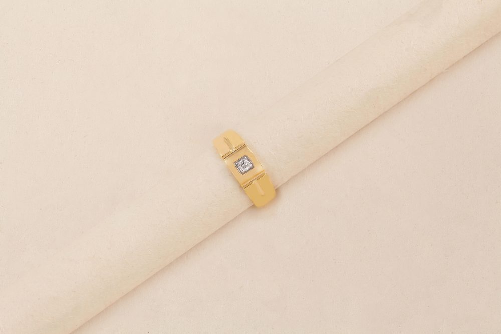 GC1149 Diamond Ring