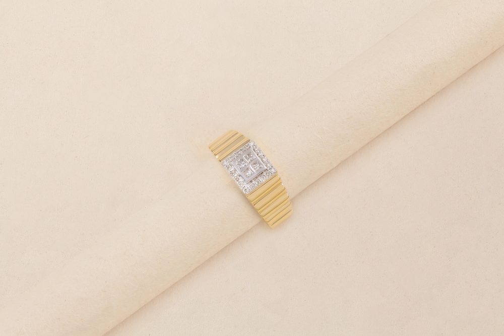 N2230 Diamond Ring