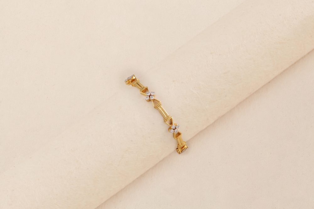 O3948 Diamond Bangle