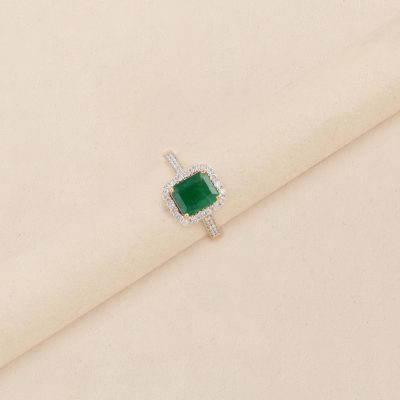 GC1396 Diamond Emerald Ring