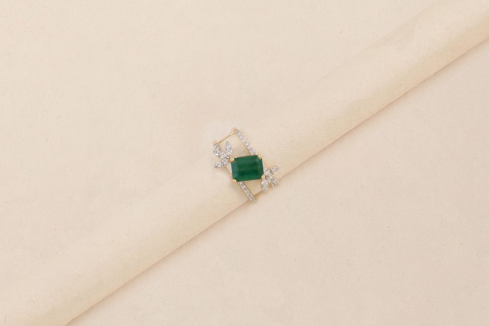 GC1474 Diamond Emerald Ring