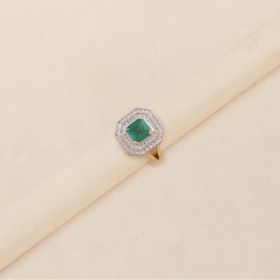 GC1521 Diamond Emerald Ring