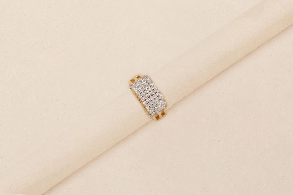 GC1571 Diamond Ring