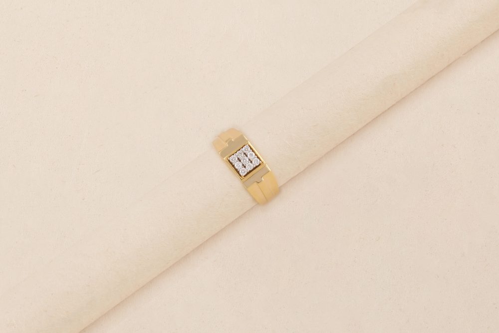 GC1581 Diamond Ring