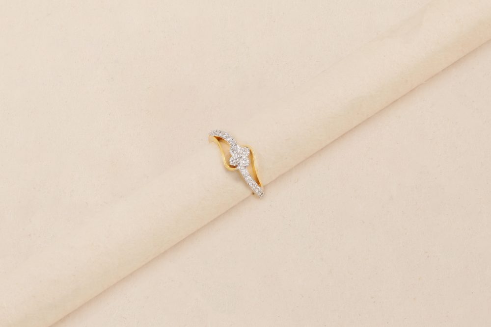 ND4 Diamond Ring