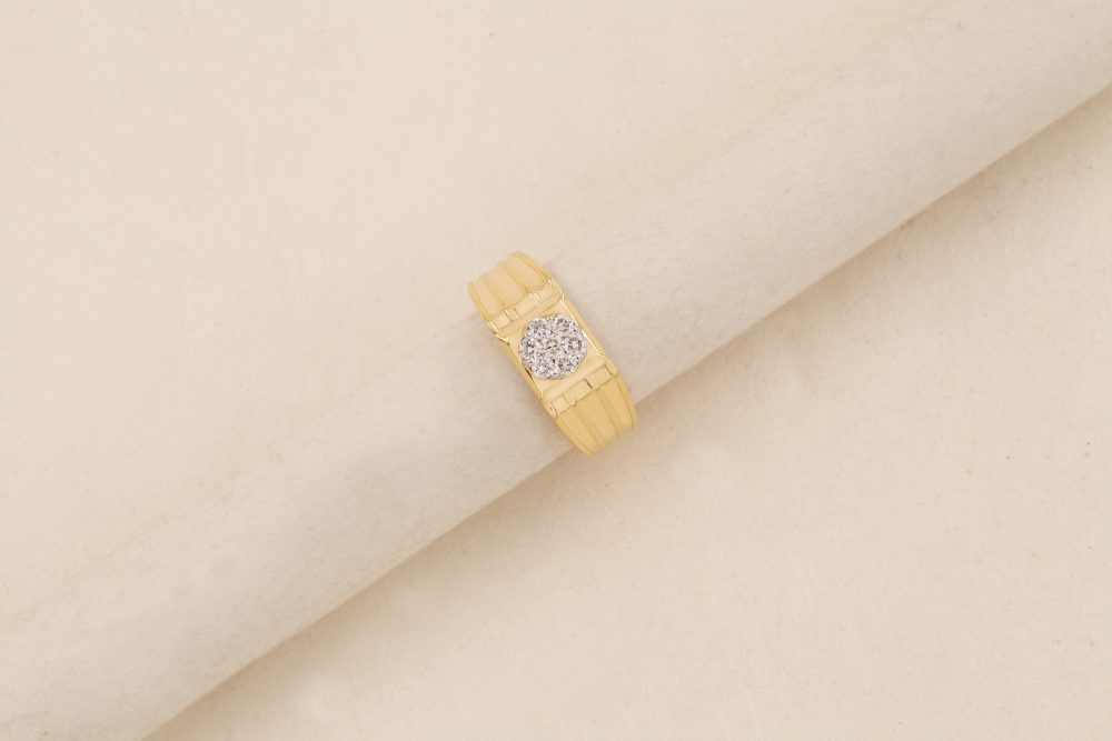 GC393 Diamond Ring